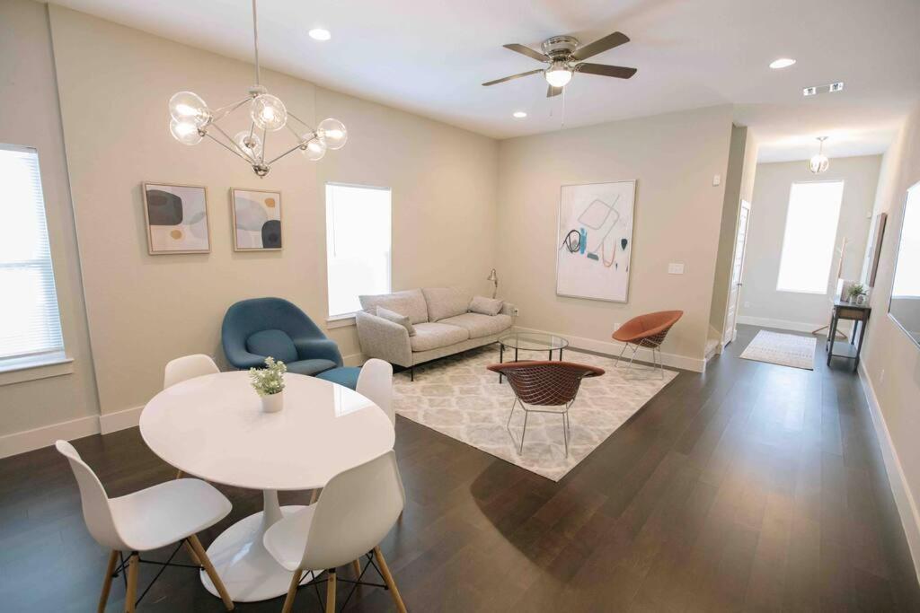 Spacious, Sleeps 6, St Phillips, King Bed San Antonio Esterno foto